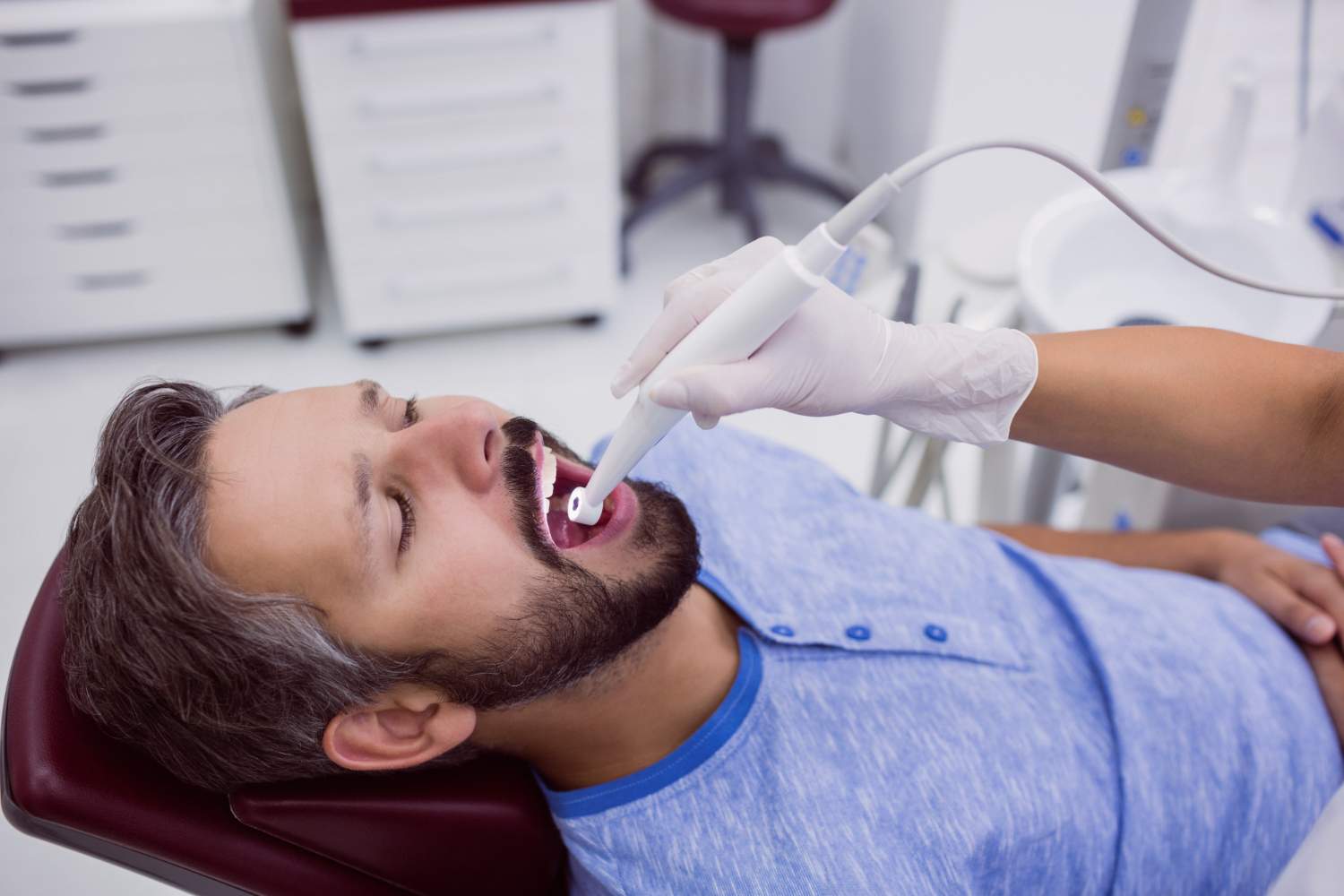 Tratamientos dentales con ozono en Boadilla del Monte